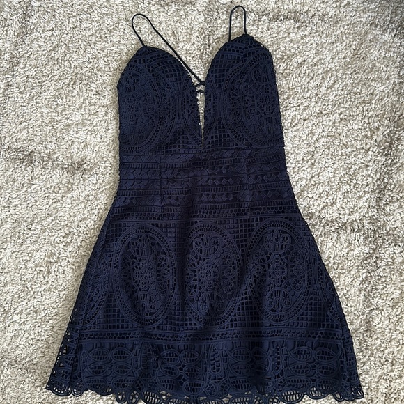 Lovers and Friends Orchard Dress in Navy Size M - Picture 3 of 6